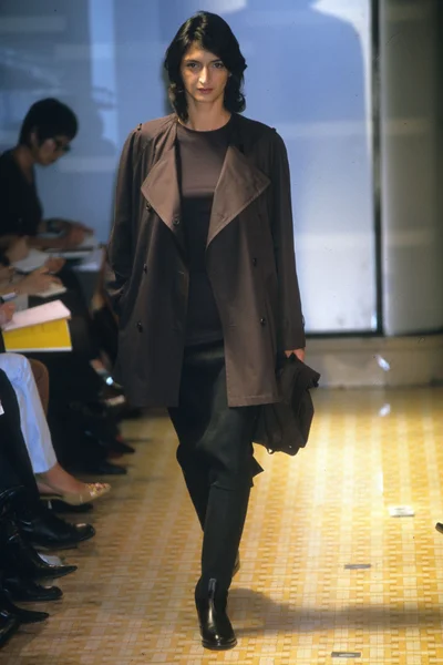 Look 17
